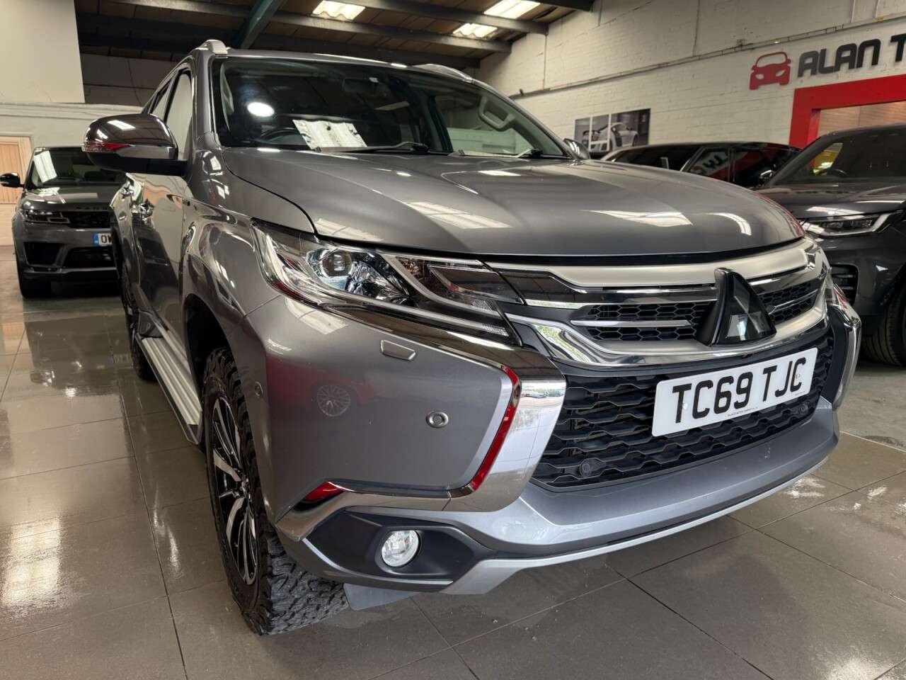 2019 MITSUBISHI SHOGUN SPORT 2019 MITSUBISHI SHOGUN SPORT