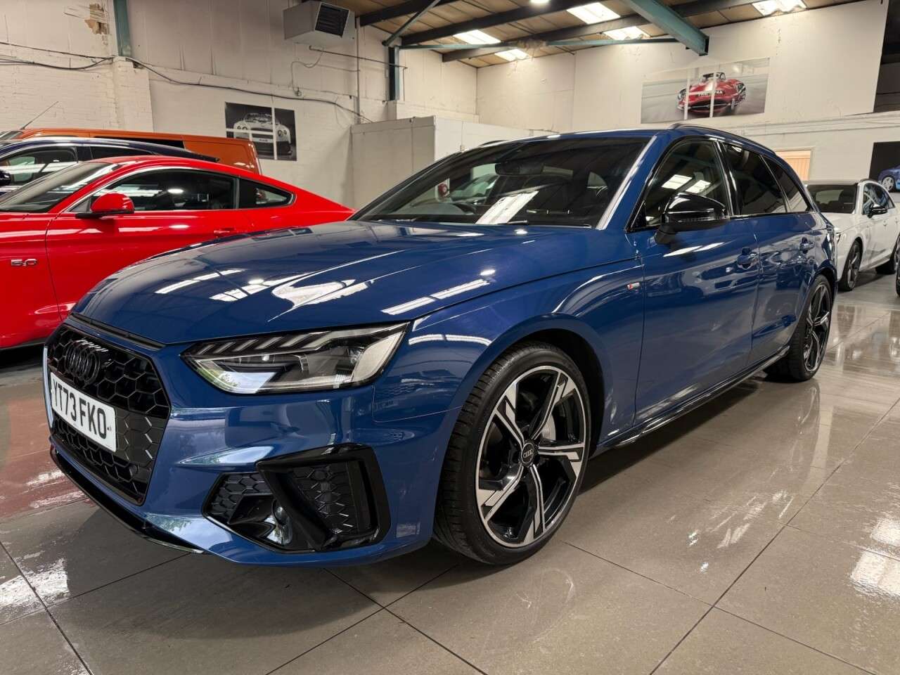 A 2023 AUDI A4 AVANT 2.0 TFSI 40 Black Edition Estate 5dr Petrol S Tronic Euro 6 (s/s) (204 ps) A 2023 AUDI A4 AVANT 2.0 TFSI 40 Black Edition Estate 5dr Petrol S Tronic Euro 6 (s/s) (204 ps)