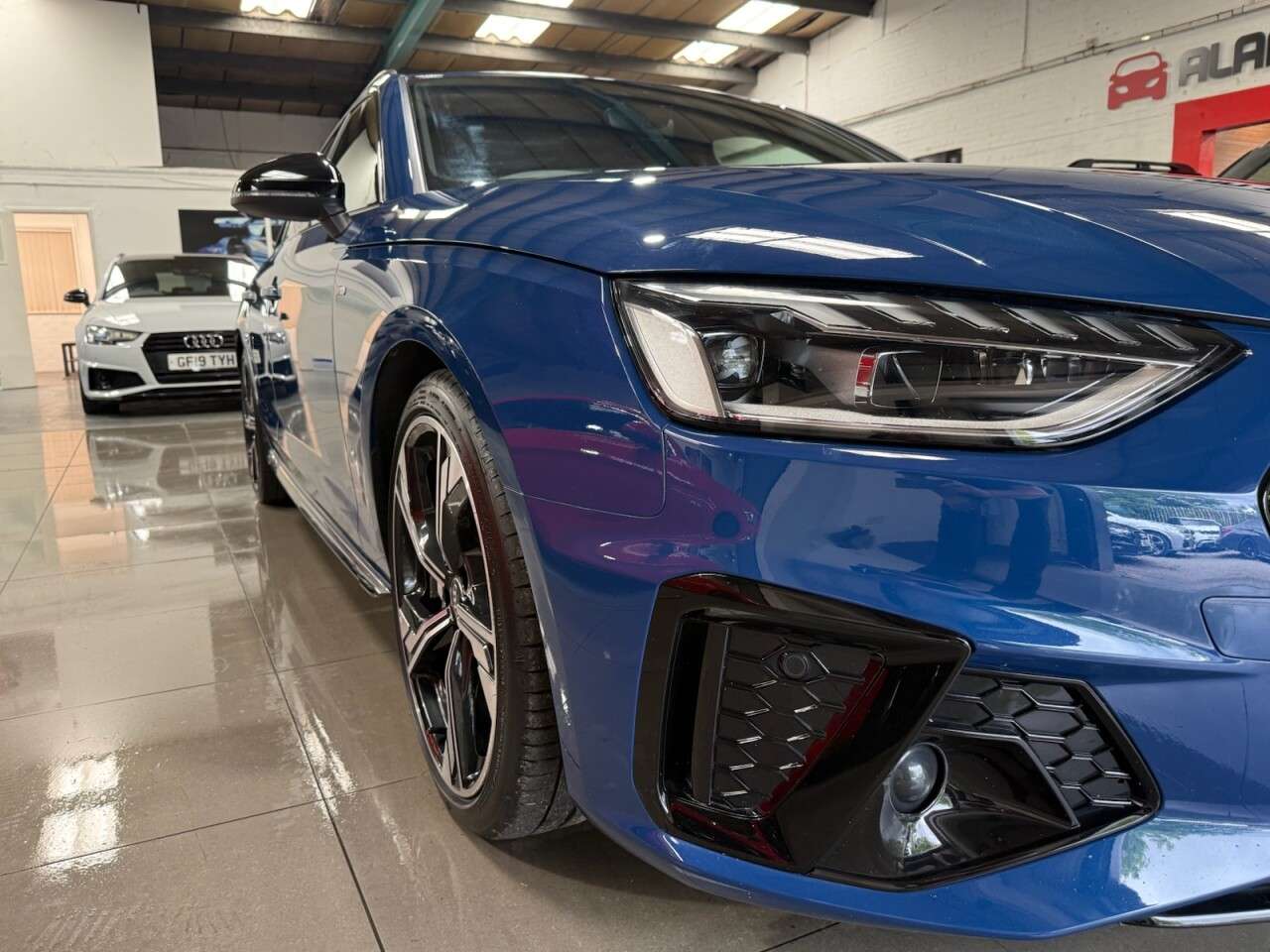2023 AUDI A4 AVANT 2023 AUDI A4 AVANT