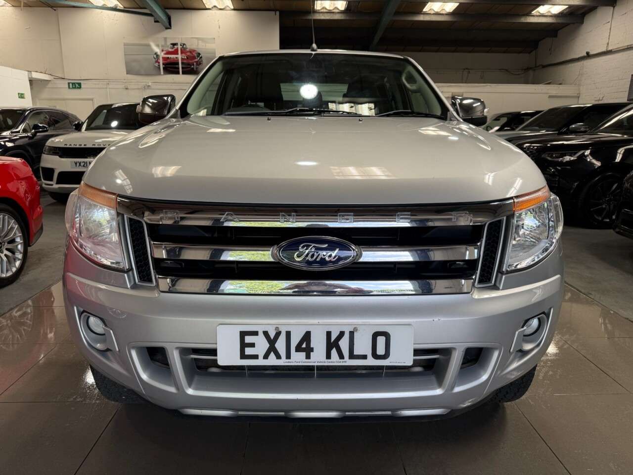 A 2014 FORD RANGER 3.2 TDCi Limited 1 Pickup Double Cab 4dr Diesel Manual 4WD Euro 5 (200 ps) A 2014 FORD RANGER 3.2 TDCi Limited 1 Pickup Double Cab 4dr Diesel Manual 4WD Euro 5 (200 ps)