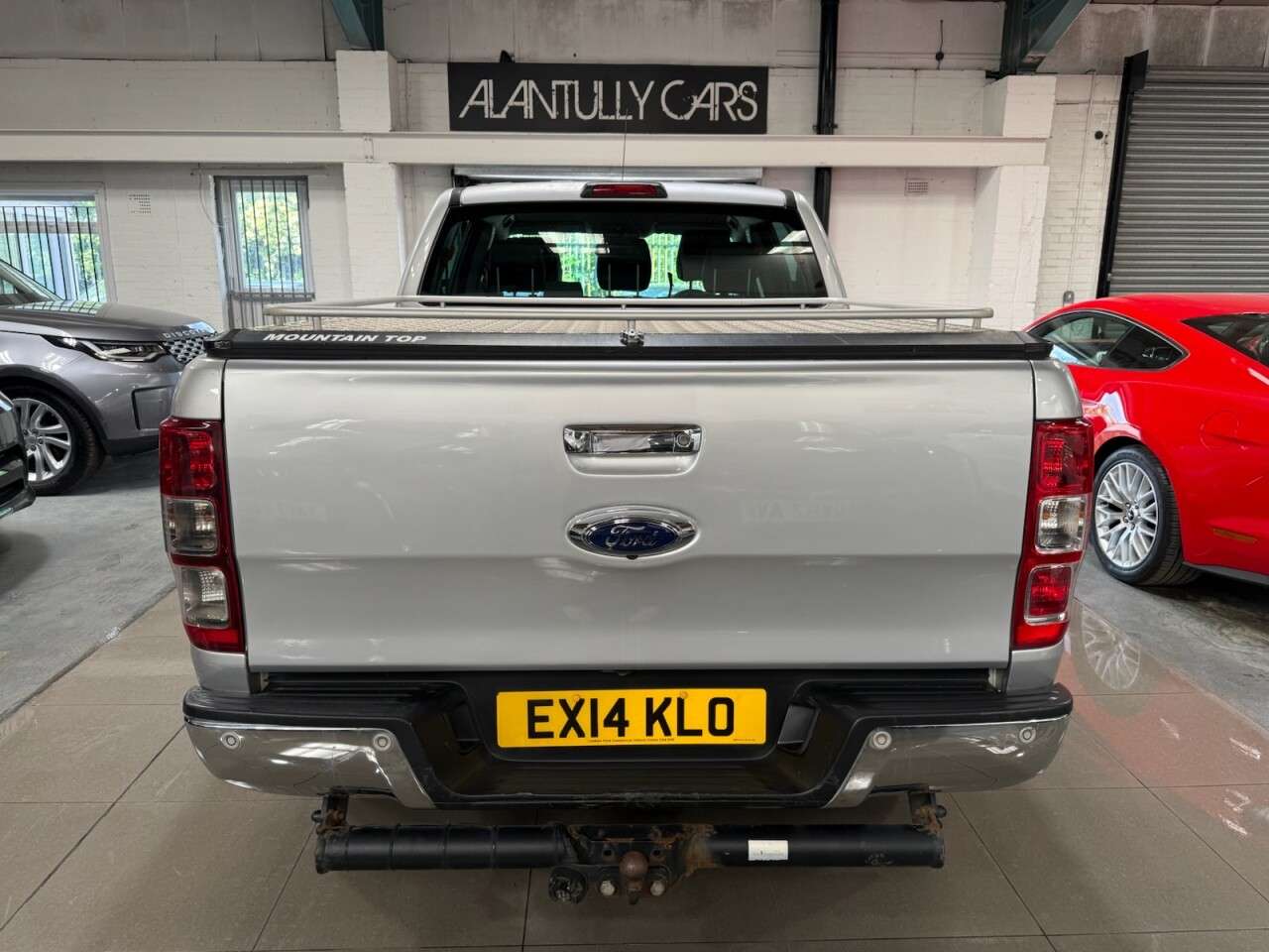 A 2014 FORD RANGER 3.2 TDCi Limited 1 Pickup Double Cab 4dr Diesel Manual 4WD Euro 5 (200 ps) A 2014 FORD RANGER 3.2 TDCi Limited 1 Pickup Double Cab 4dr Diesel Manual 4WD Euro 5 (200 ps)