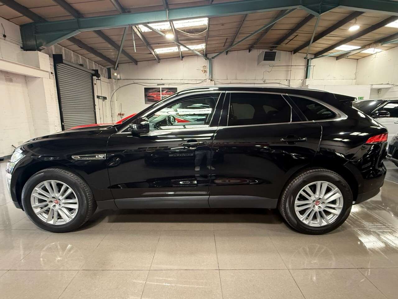 2019 JAGUAR F-PACE 2019 JAGUAR F-PACE
