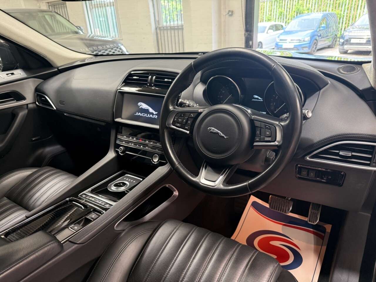 2019 JAGUAR F-PACE 2019 JAGUAR F-PACE