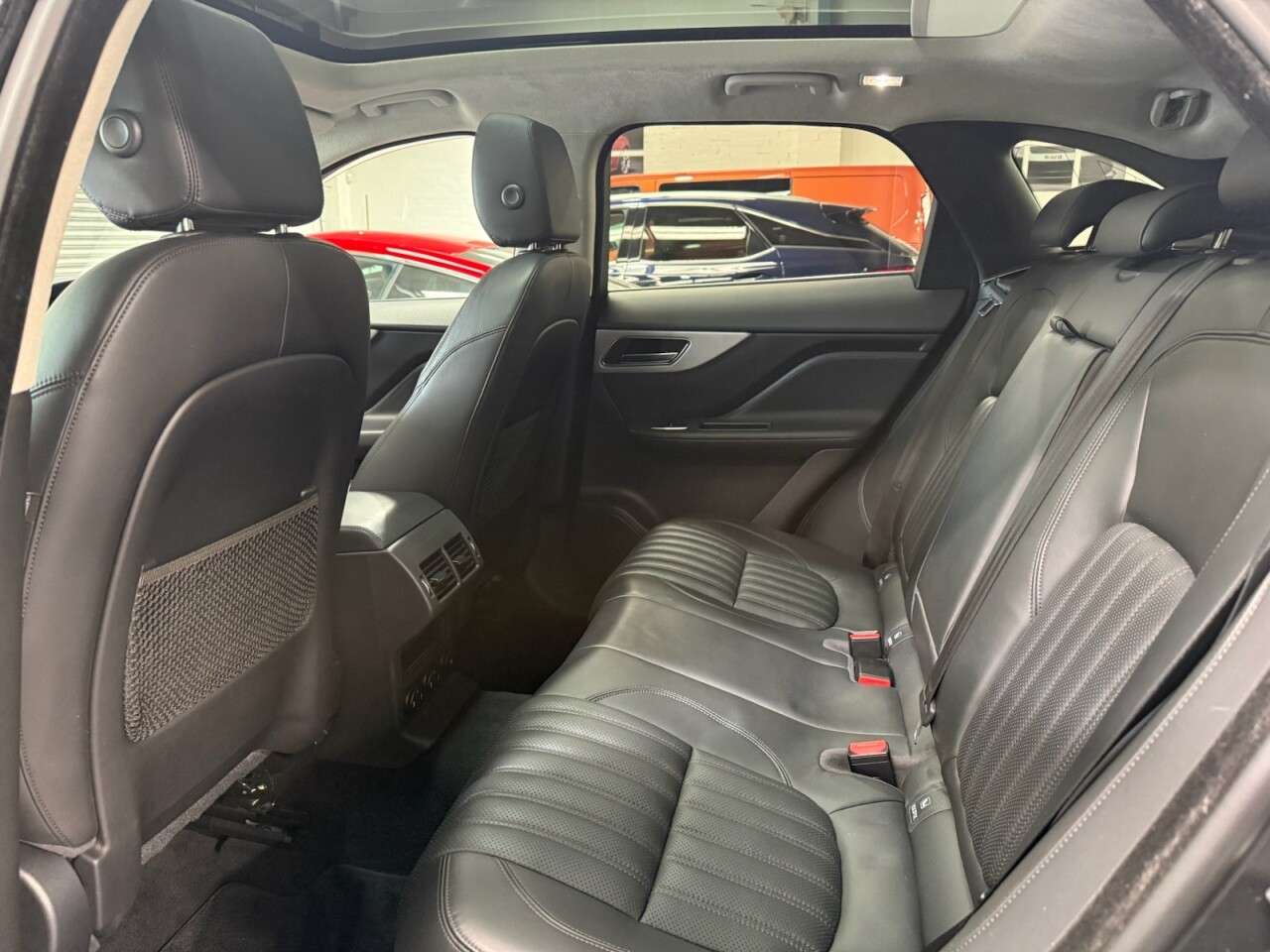 2019 JAGUAR F-PACE 2019 JAGUAR F-PACE