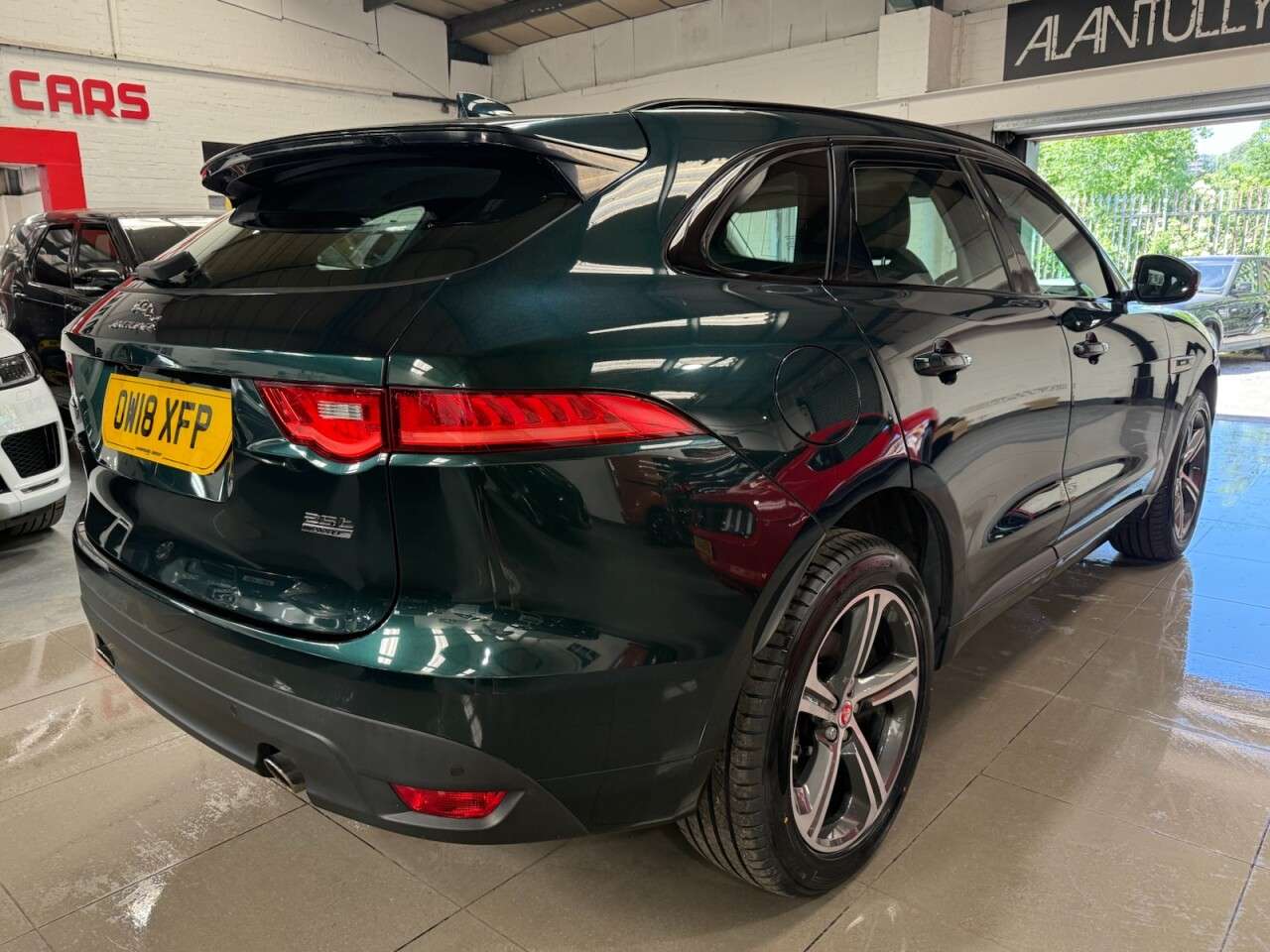 2018 JAGUAR F-PACE 2018 JAGUAR F-PACE