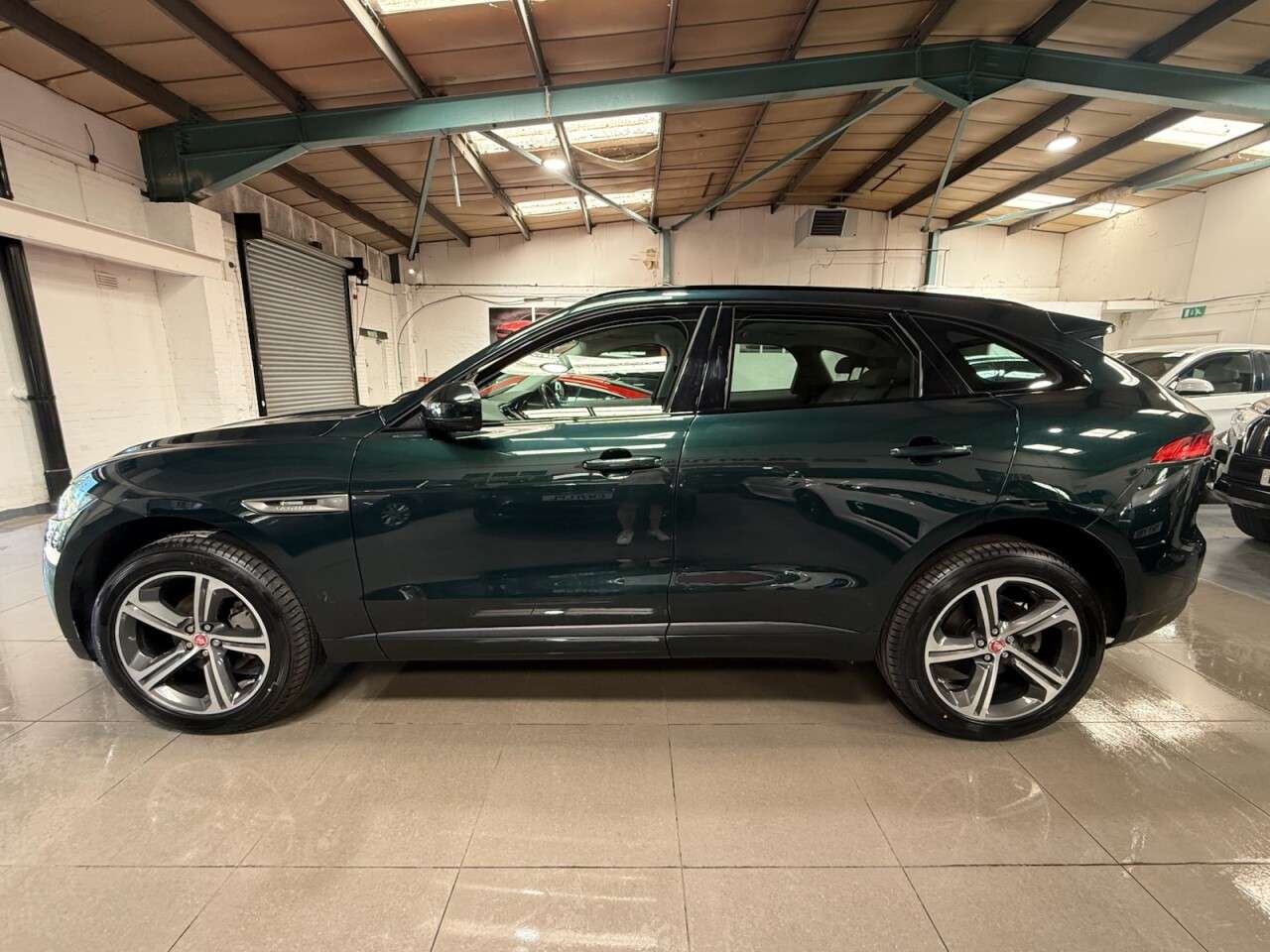 2018 JAGUAR F-PACE 2018 JAGUAR F-PACE