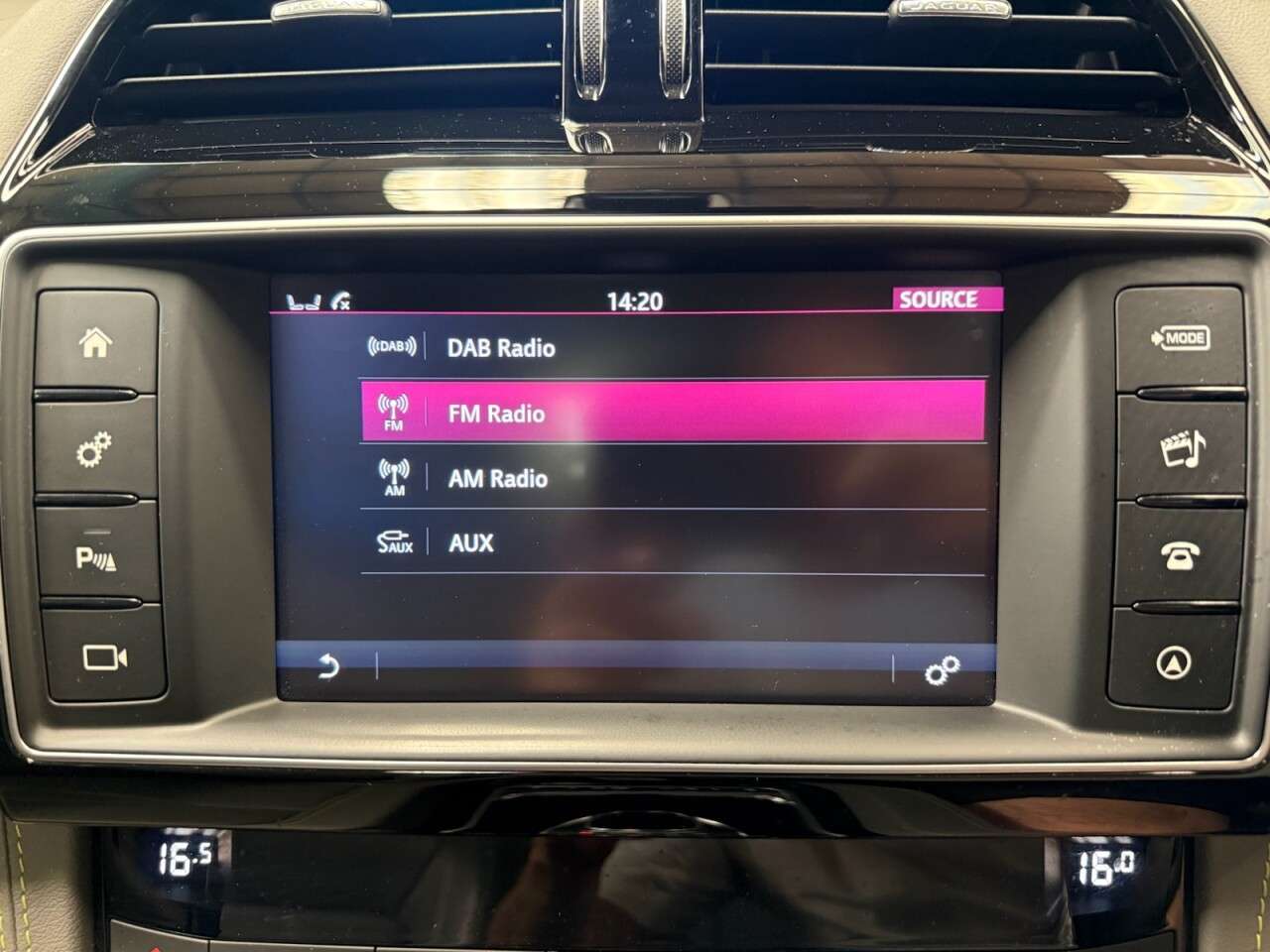 2018 JAGUAR F-PACE 2018 JAGUAR F-PACE