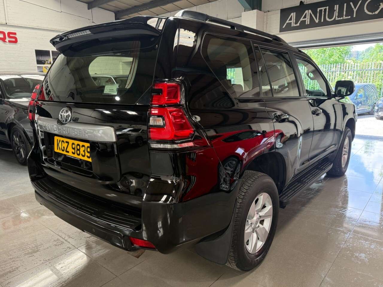 2018 TOYOTA LAND CRUISER 2018 TOYOTA LAND CRUISER