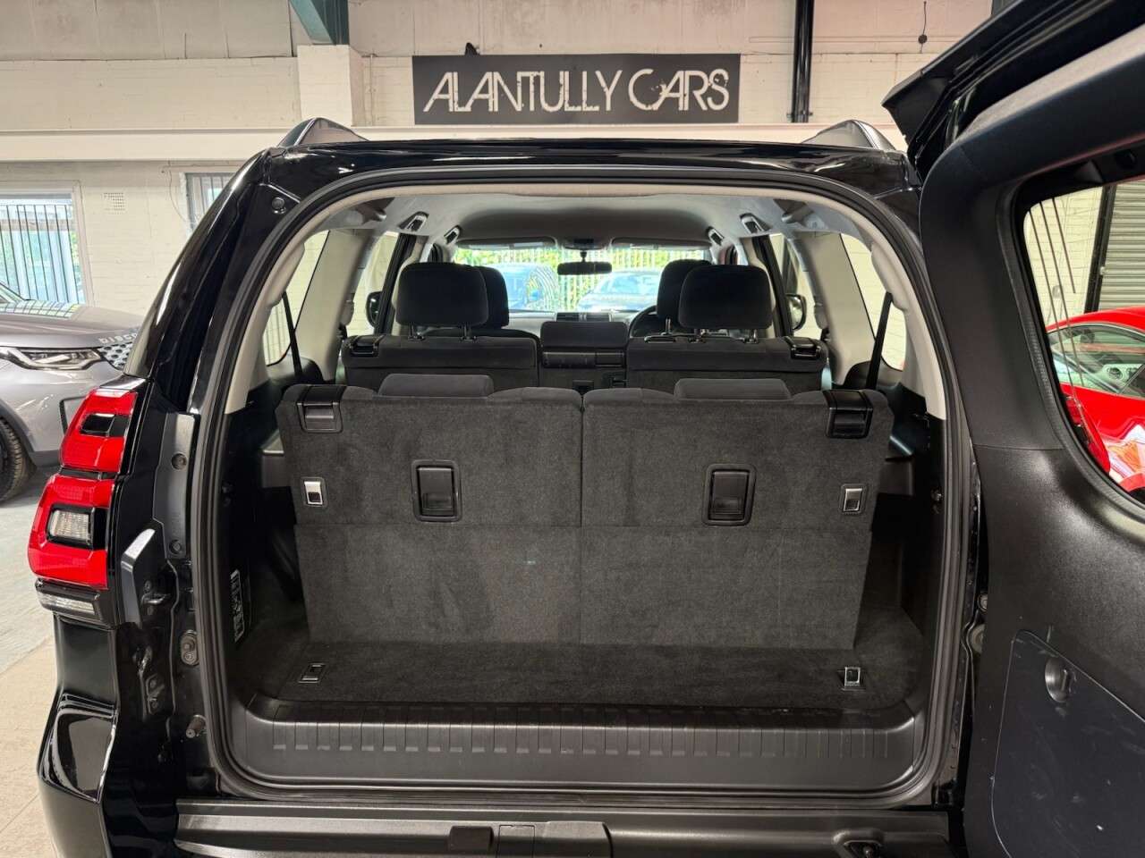 2018 TOYOTA LAND CRUISER 2018 TOYOTA LAND CRUISER
