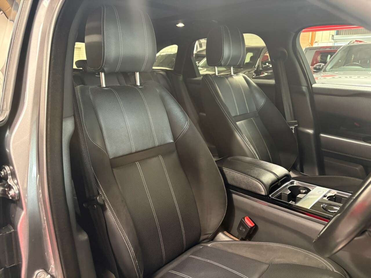 2018 LAND ROVER RANGE ROVER VELAR 2018 LAND ROVER RANGE ROVER VELAR