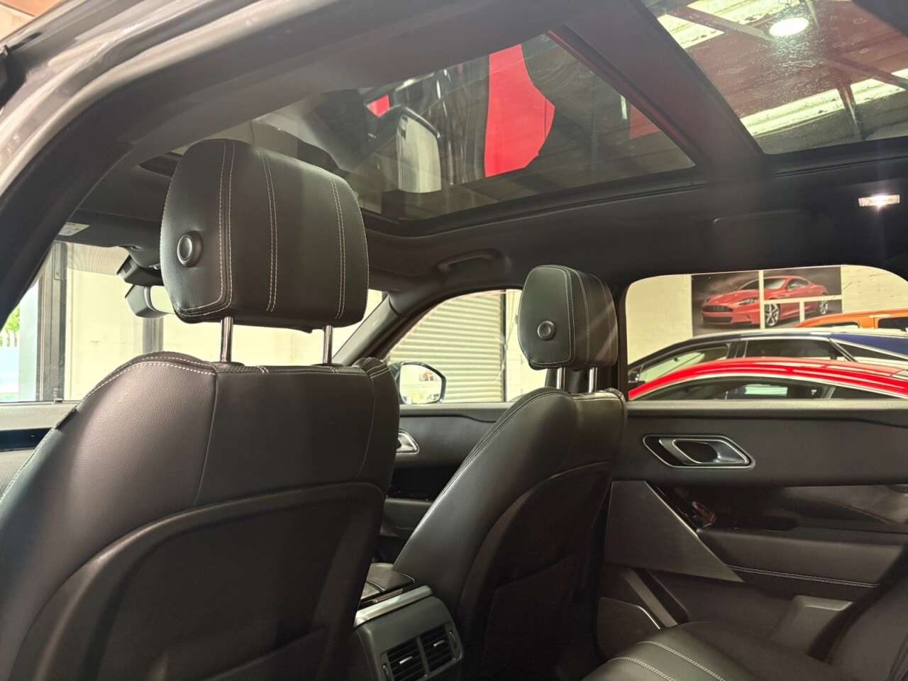 2018 LAND ROVER RANGE ROVER VELAR 2018 LAND ROVER RANGE ROVER VELAR