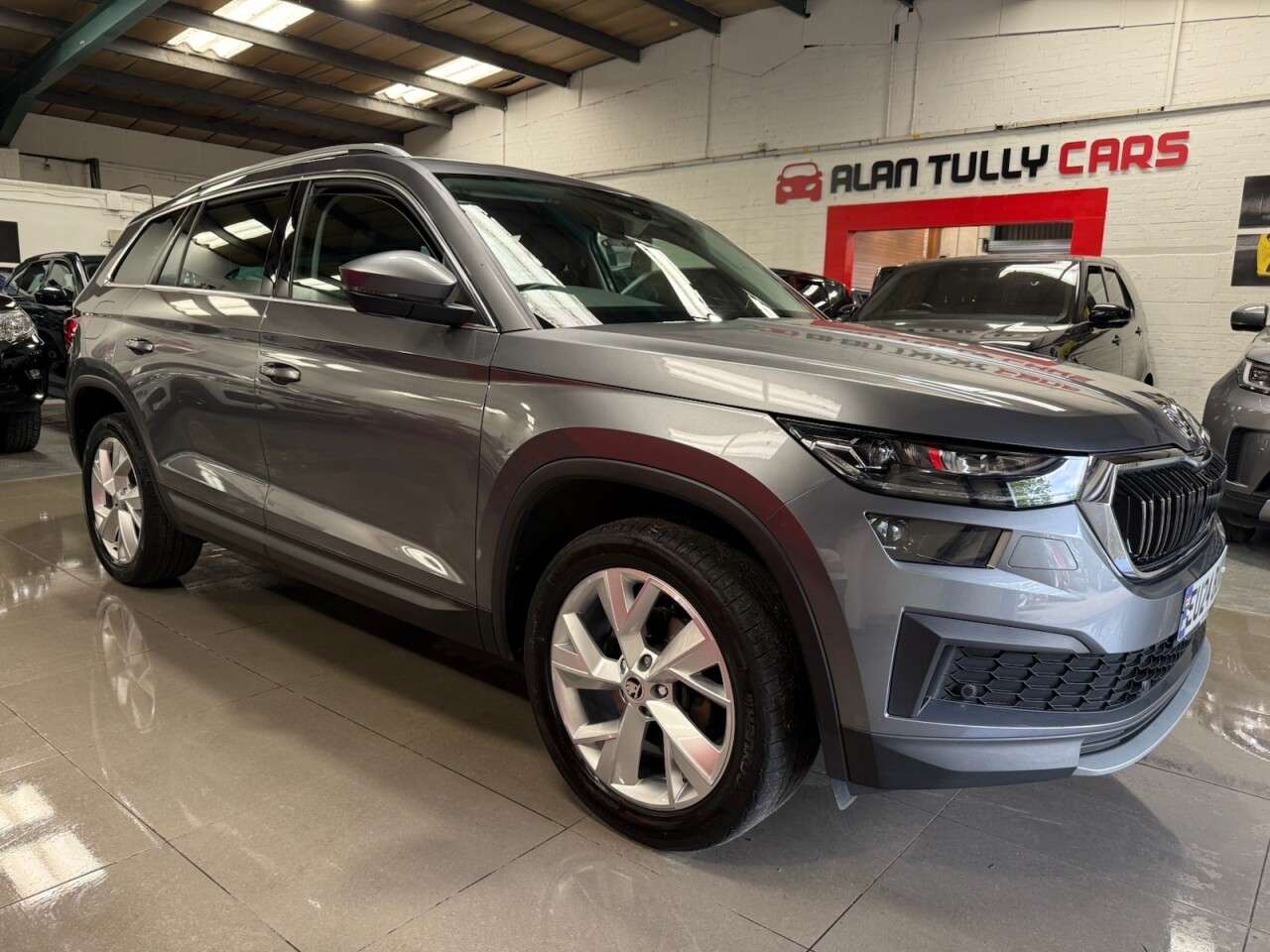 A 2024 SKODA KODIAQ 1.5 TSI ACT SE L Executive SUV 5dr Petrol DSG Euro 6 (s/s) (7 Seat) (150 ps A 2024 SKODA KODIAQ 1.5 TSI ACT SE L Executive SUV 5dr Petrol DSG Euro 6 (s/s) (7 Seat) (150 ps