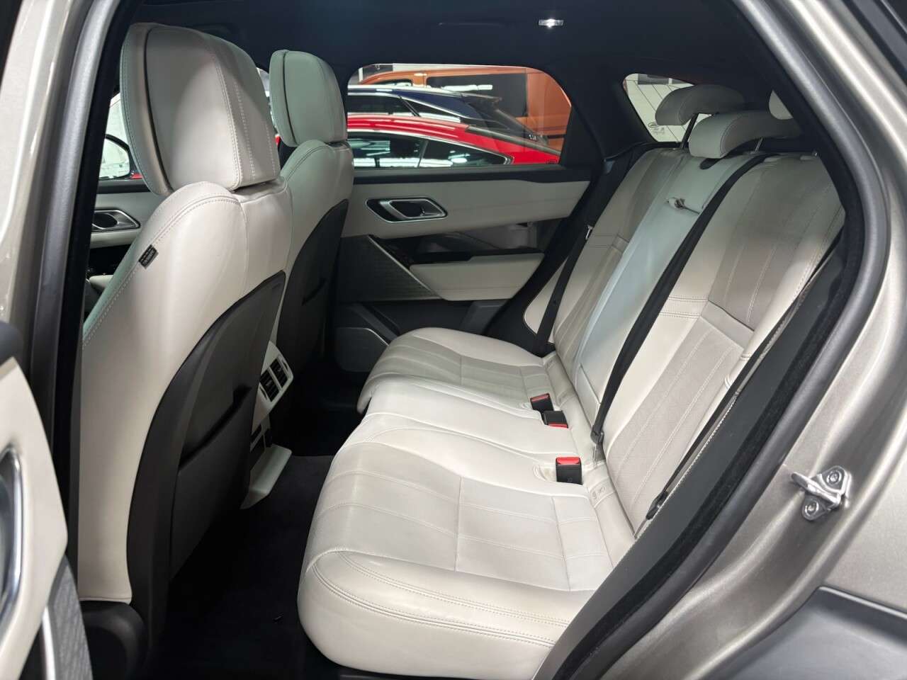 2020 LAND ROVER RANGE ROVER VELAR 2020 LAND ROVER RANGE ROVER VELAR