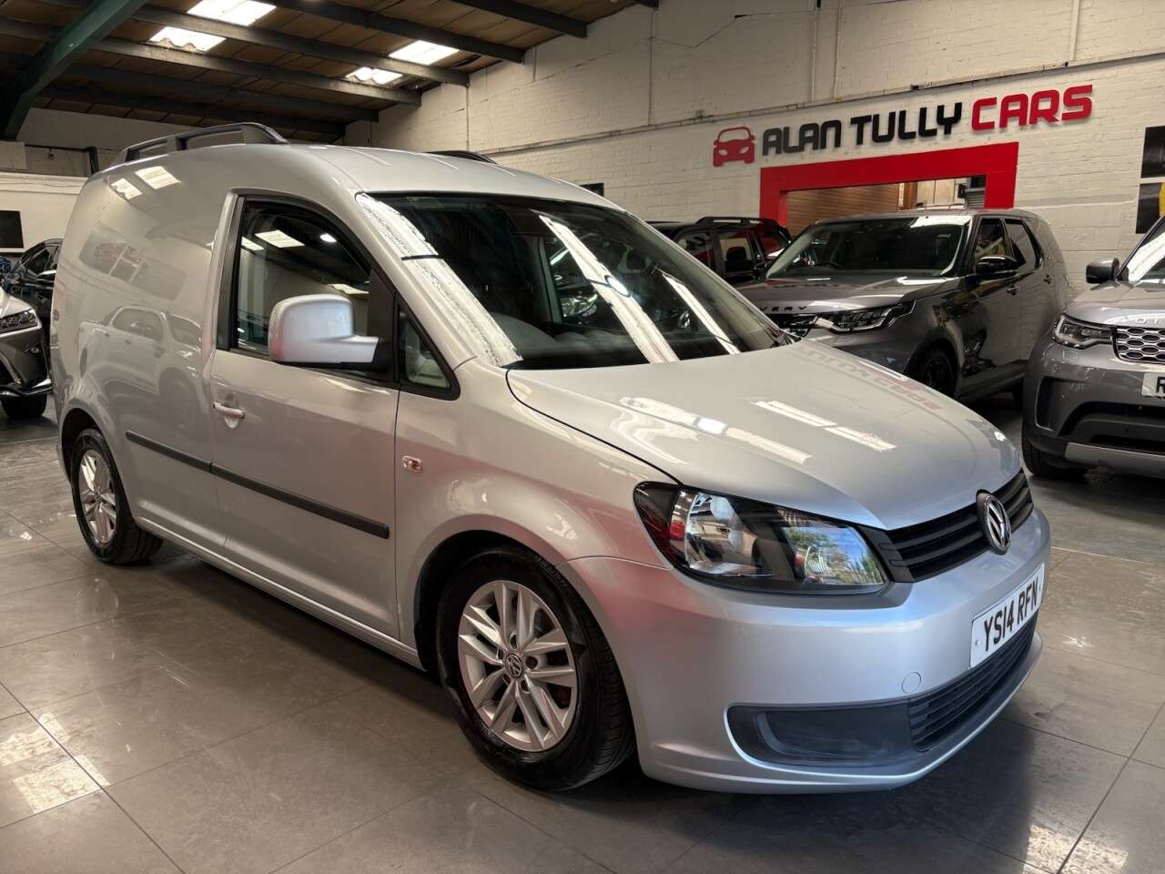 A 2014 VOLKSWAGEN CADDY 1.6 TDI BlueMotion Tech C20 Trendline Panel Van 4dr Diesel Manual L1 H1 (13 A 2014 VOLKSWAGEN CADDY 1.6 TDI BlueMotion Tech C20 Trendline Panel Van 4dr Diesel Manual L1 H1 (13