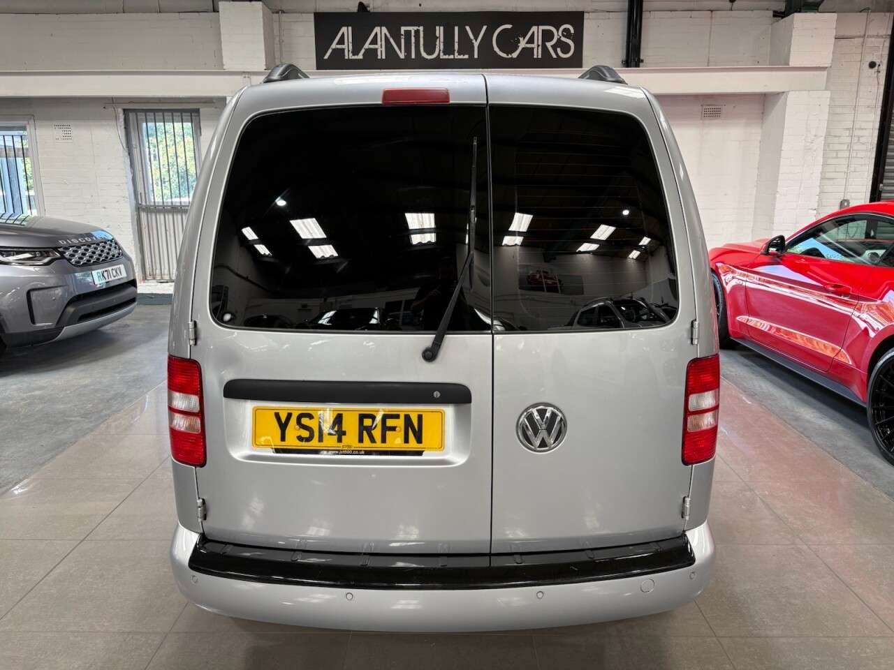 A 2014 VOLKSWAGEN CADDY 1.6 TDI BlueMotion Tech C20 Trendline Panel Van 4dr Diesel Manual L1 H1 (13 A 2014 VOLKSWAGEN CADDY 1.6 TDI BlueMotion Tech C20 Trendline Panel Van 4dr Diesel Manual L1 H1 (13