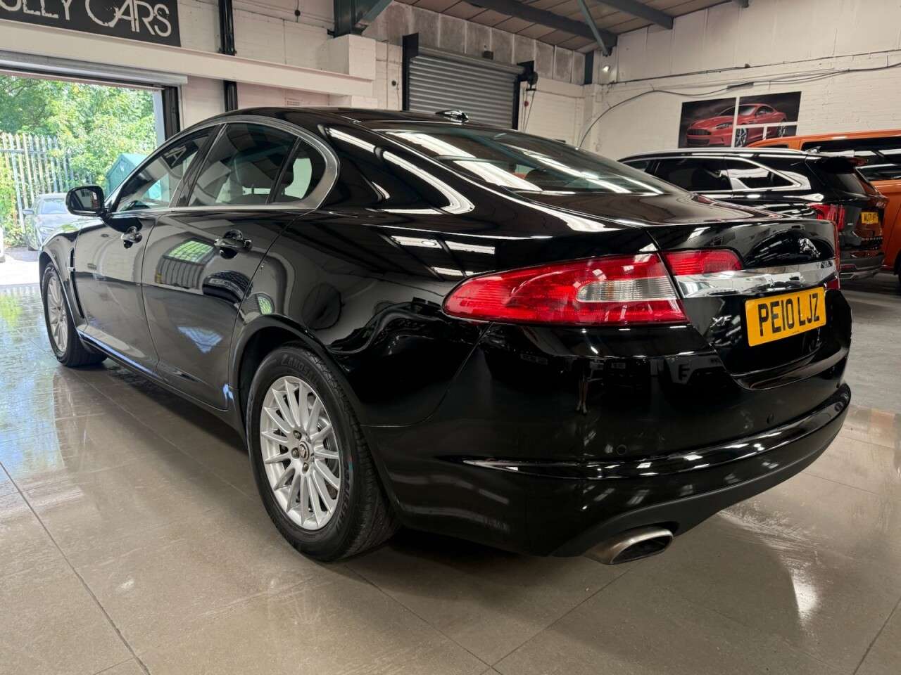 2010 JAGUAR XF 2010 JAGUAR XF