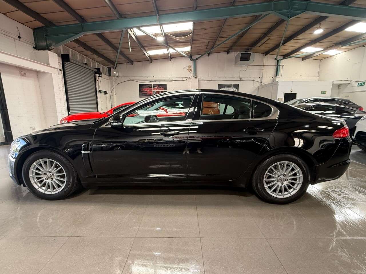 2010 JAGUAR XF 2010 JAGUAR XF