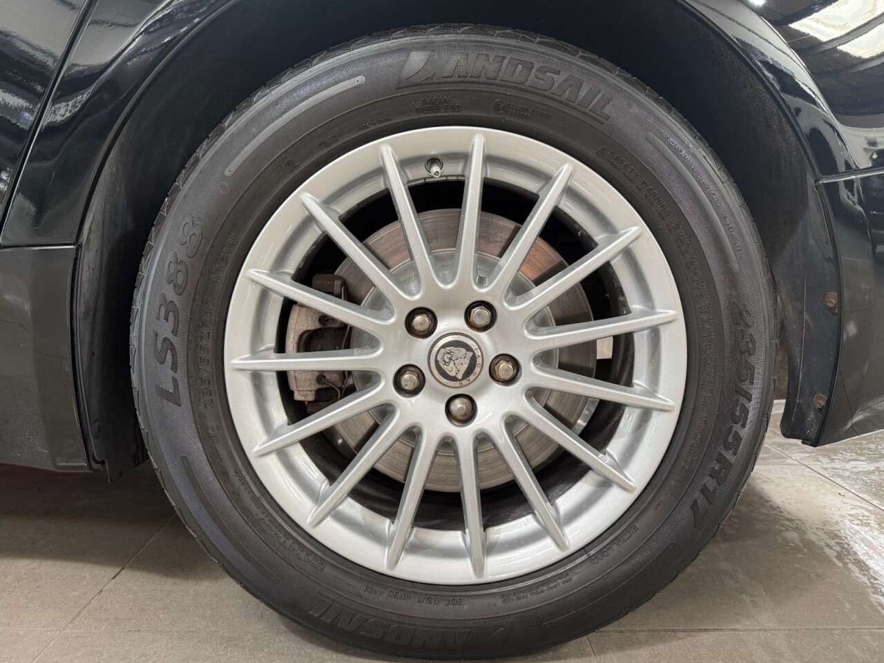 2010 JAGUAR XF 2010 JAGUAR XF