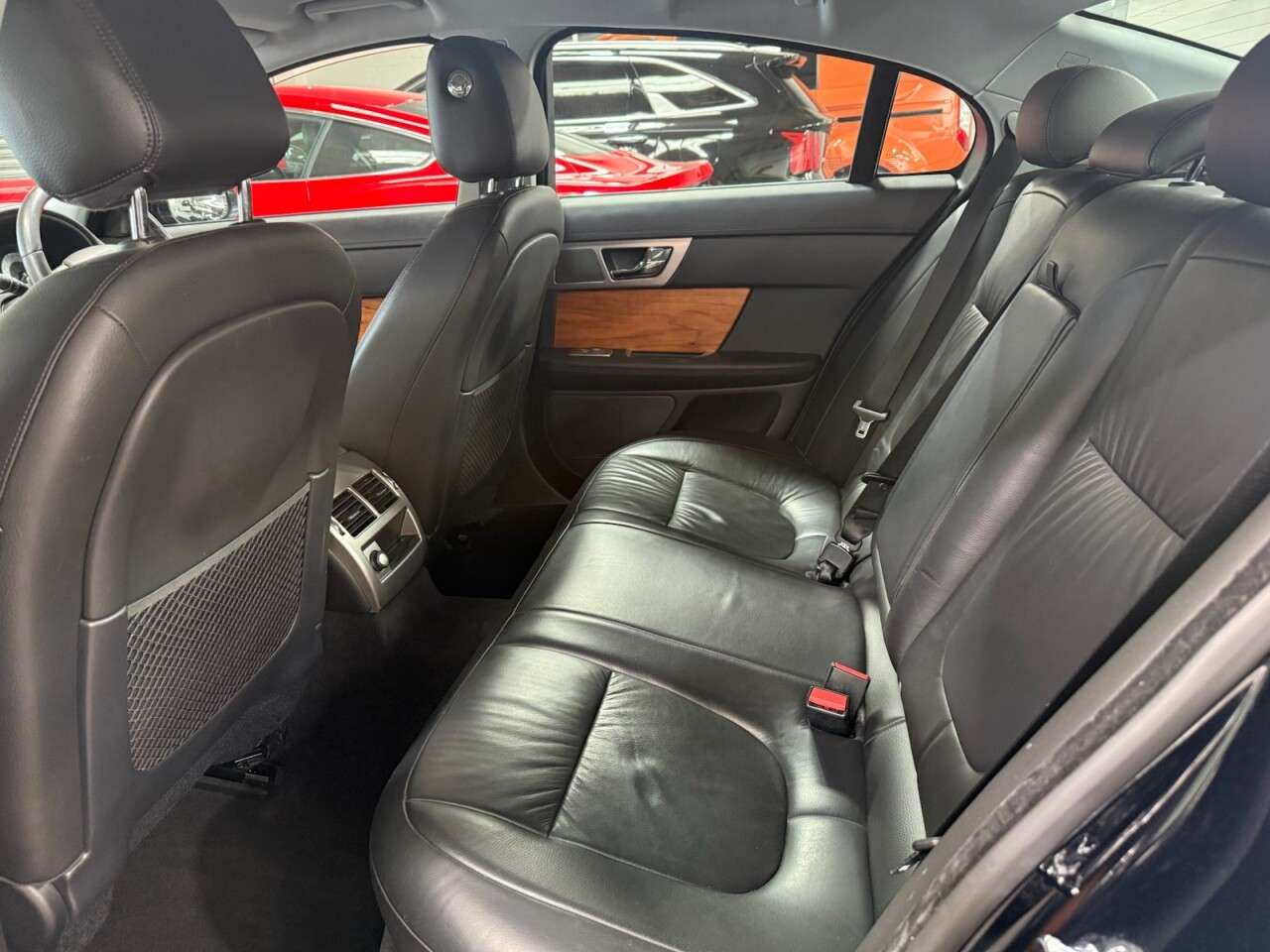 2010 JAGUAR XF 2010 JAGUAR XF