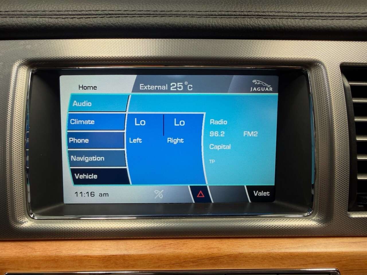2010 JAGUAR XF 2010 JAGUAR XF