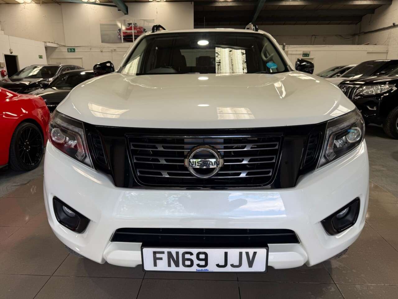 A 2019 NISSAN NAVARA 2.3 dCi N-Guard Pickup Double Cab 4dr Diesel Auto 4WD Euro 6 (190 ps) A 2019 NISSAN NAVARA 2.3 dCi N-Guard Pickup Double Cab 4dr Diesel Auto 4WD Euro 6 (190 ps)