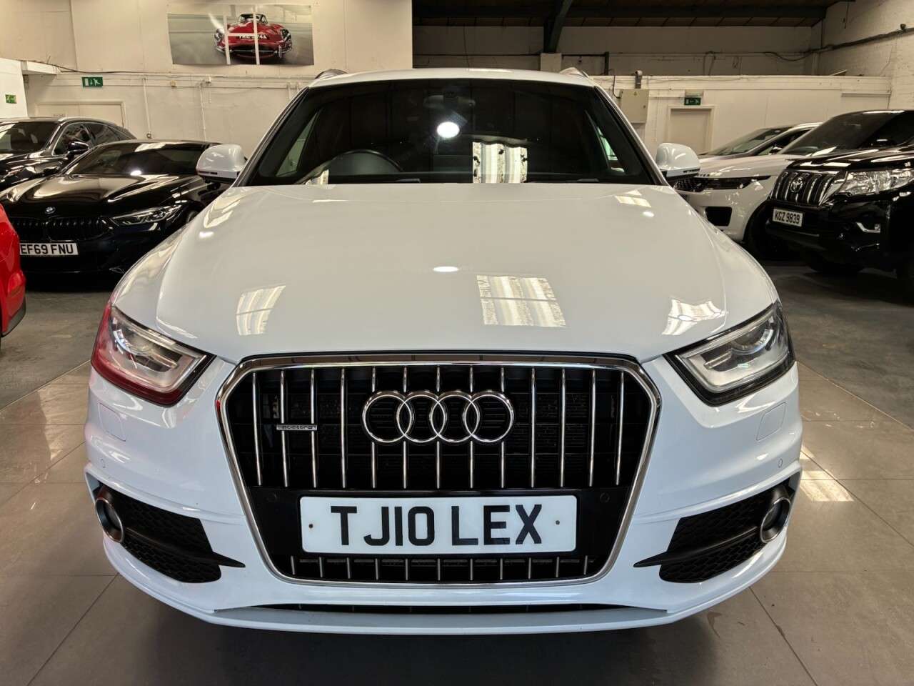 A 2013 AUDI Q3 2.0 TDI S line SUV 5dr Diesel Manual quattro Euro 5 (s/s) (140 ps) A 2013 AUDI Q3 2.0 TDI S line SUV 5dr Diesel Manual quattro Euro 5 (s/s) (140 ps)