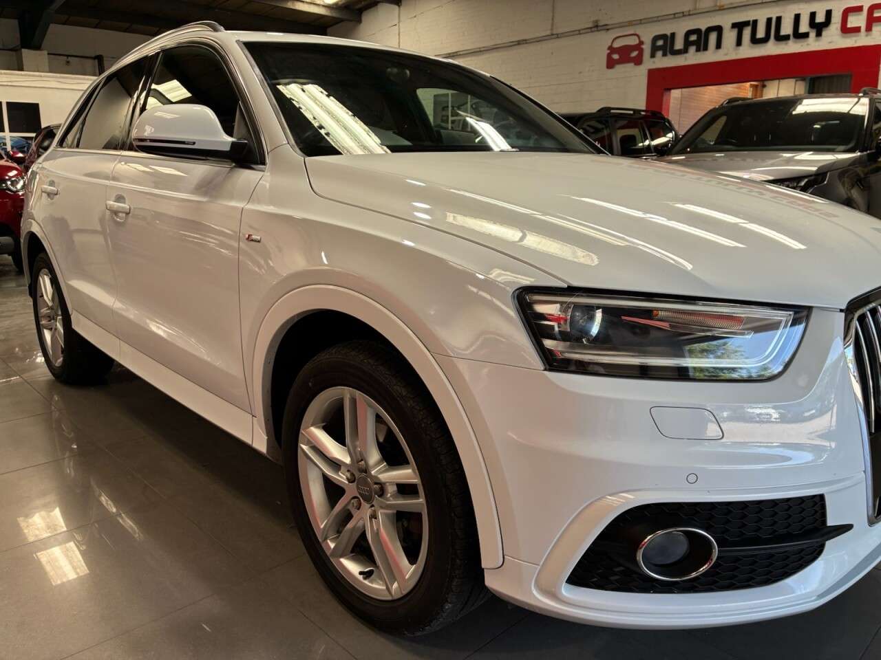 2013 AUDI Q3 2013 AUDI Q3