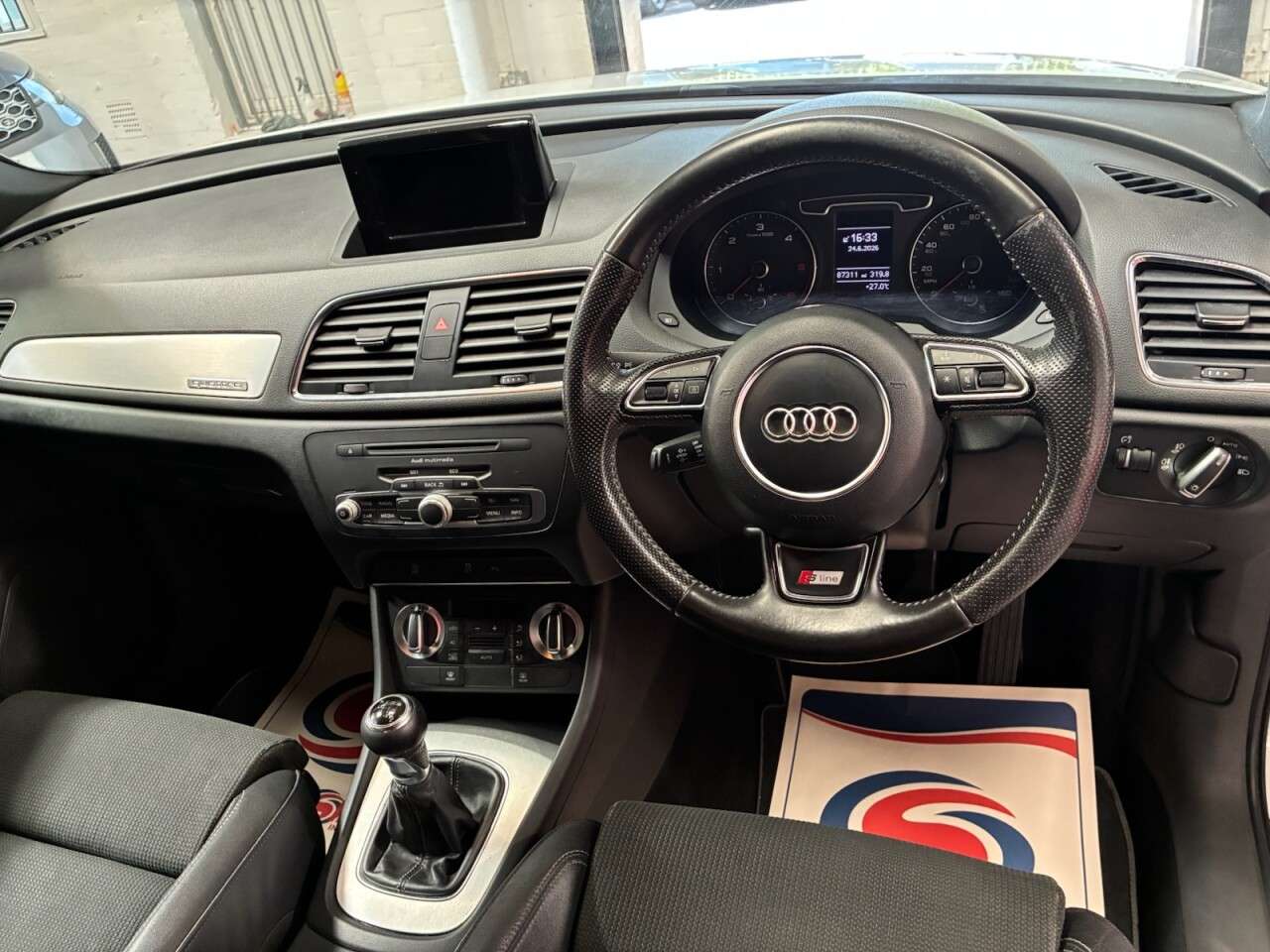 2013 AUDI Q3 2013 AUDI Q3