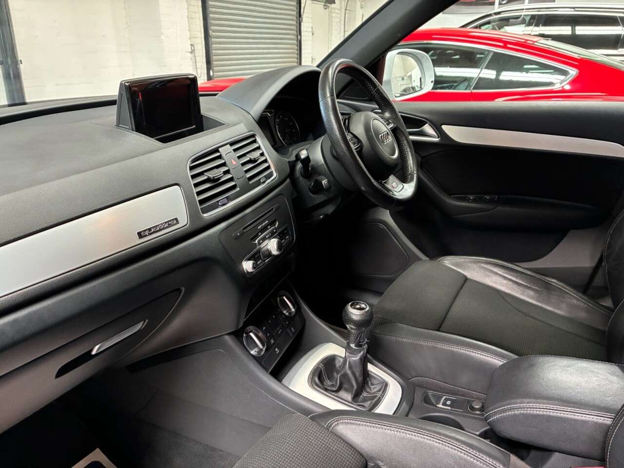 2013 AUDI Q3 2013 AUDI Q3
