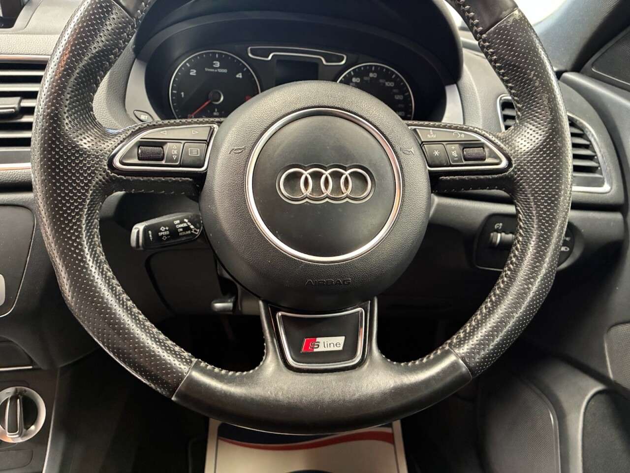 2013 AUDI Q3 2013 AUDI Q3