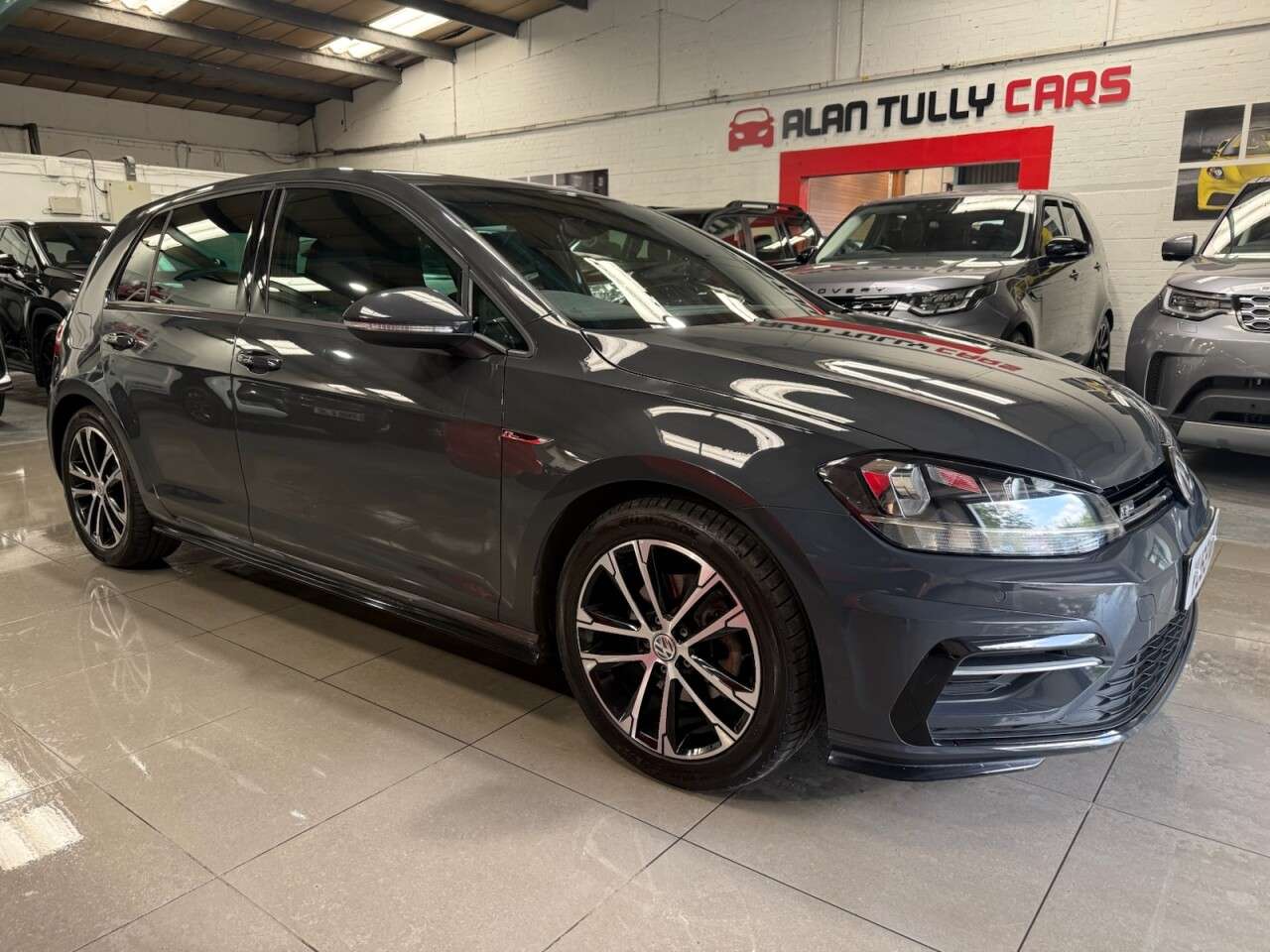 A 2019 VOLKSWAGEN GOLF 1.5 TSI EVO GPF R-Line Hatchback 5dr Petrol DSG Euro 6 (s/s) (150 ps) A 2019 VOLKSWAGEN GOLF 1.5 TSI EVO GPF R-Line Hatchback 5dr Petrol DSG Euro 6 (s/s) (150 ps)