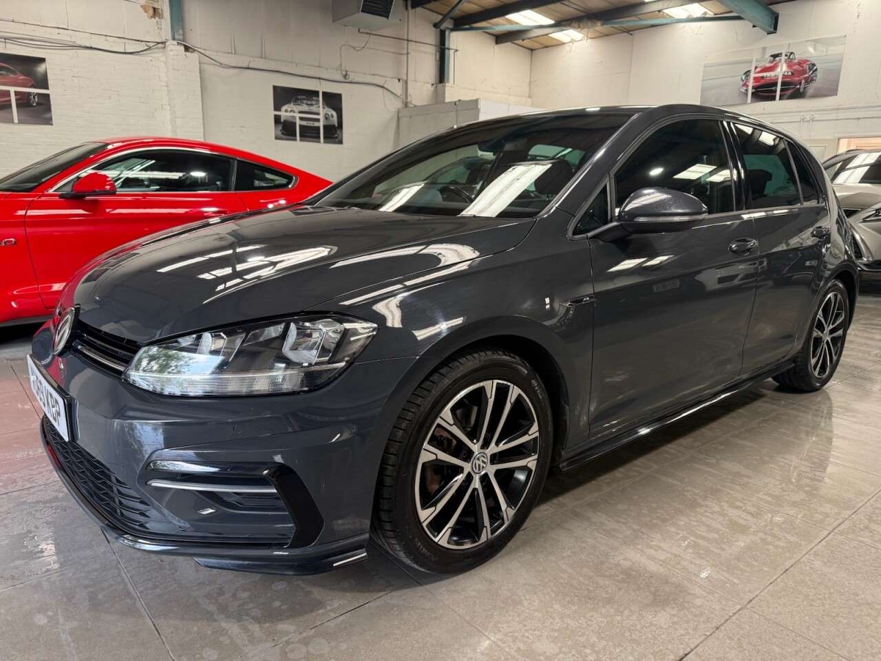 A 2019 VOLKSWAGEN GOLF 1.5 TSI EVO GPF R-Line Hatchback 5dr Petrol DSG Euro 6 (s/s) (150 ps) A 2019 VOLKSWAGEN GOLF 1.5 TSI EVO GPF R-Line Hatchback 5dr Petrol DSG Euro 6 (s/s) (150 ps)