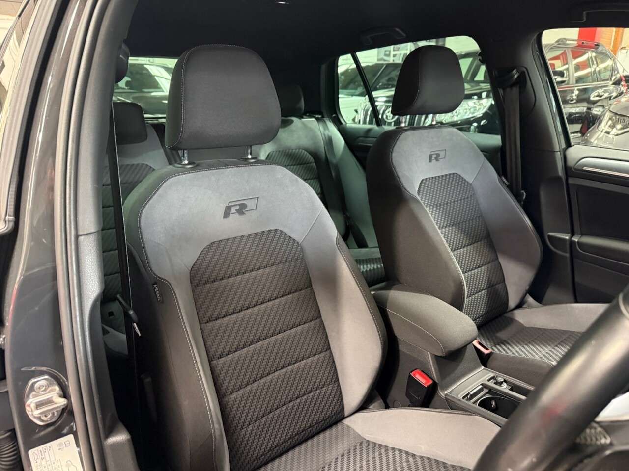 2019 VOLKSWAGEN GOLF 2019 VOLKSWAGEN GOLF