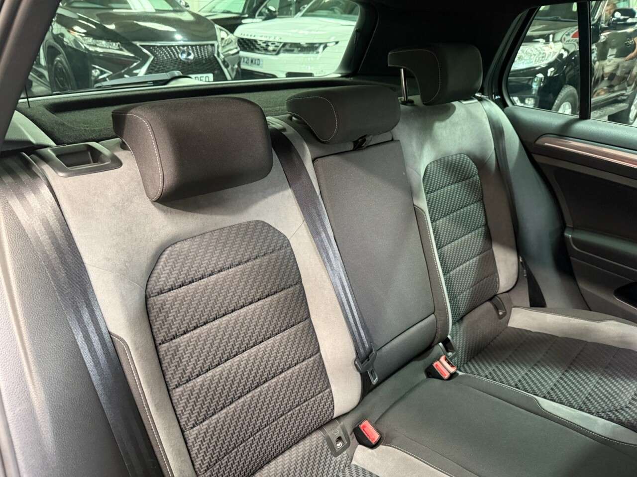 2019 VOLKSWAGEN GOLF 2019 VOLKSWAGEN GOLF