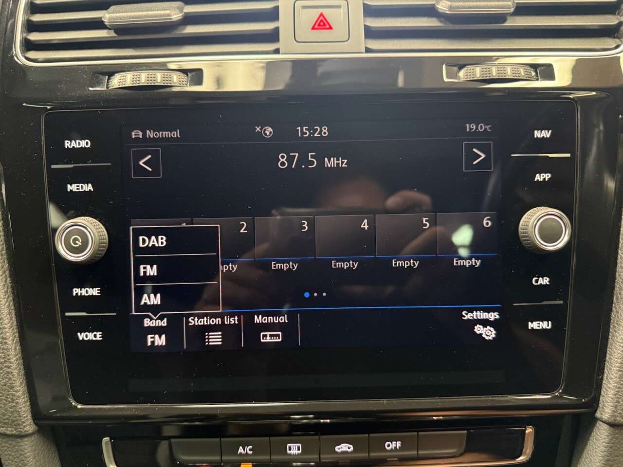 2019 VOLKSWAGEN GOLF 2019 VOLKSWAGEN GOLF