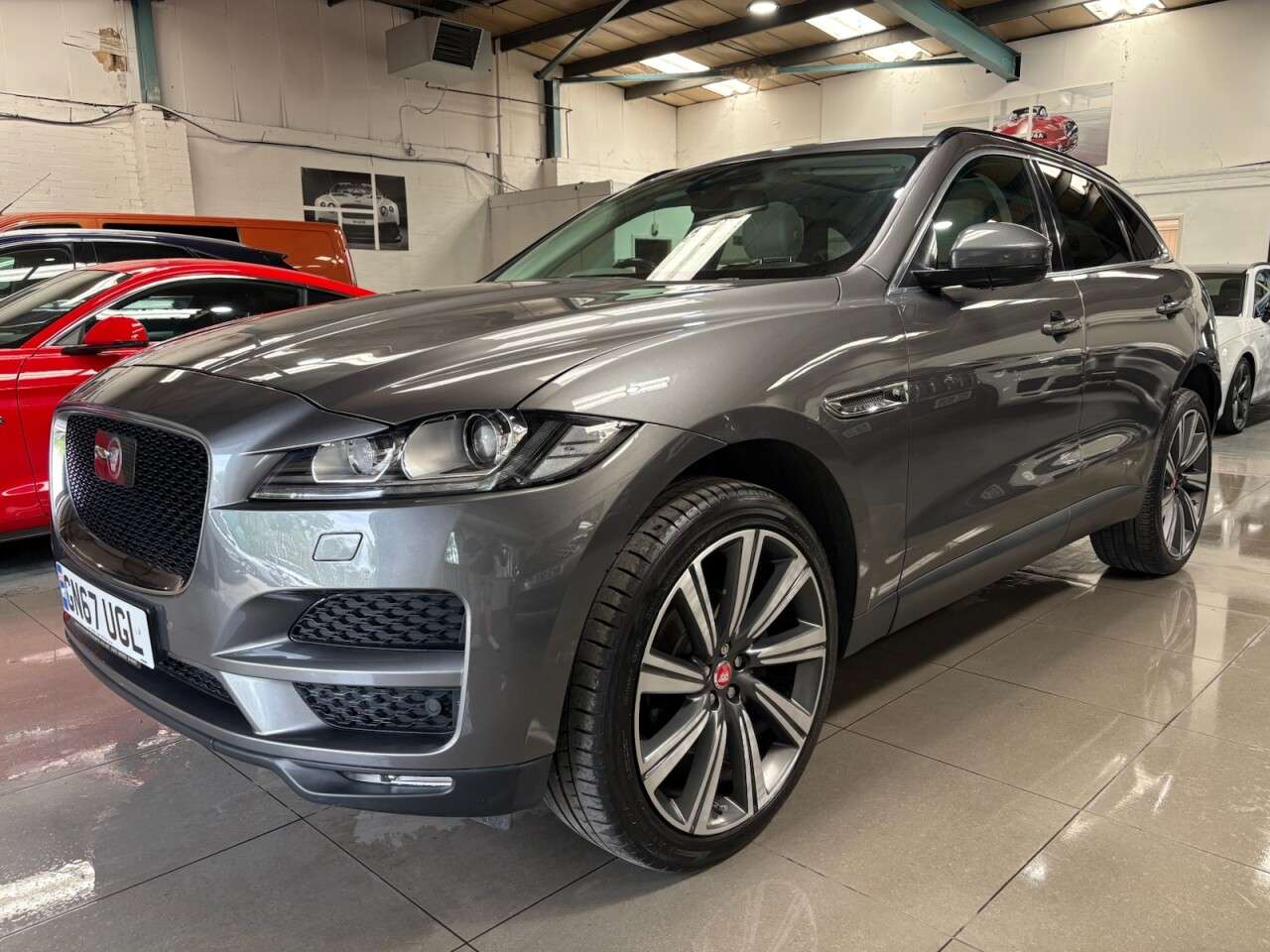 A 2017 JAGUAR F-PACE 2.0 P250i Portfolio SUV 5dr Petrol Auto AWD Euro 6 (s/s) (250 ps) A 2017 JAGUAR F-PACE 2.0 P250i Portfolio SUV 5dr Petrol Auto AWD Euro 6 (s/s) (250 ps)