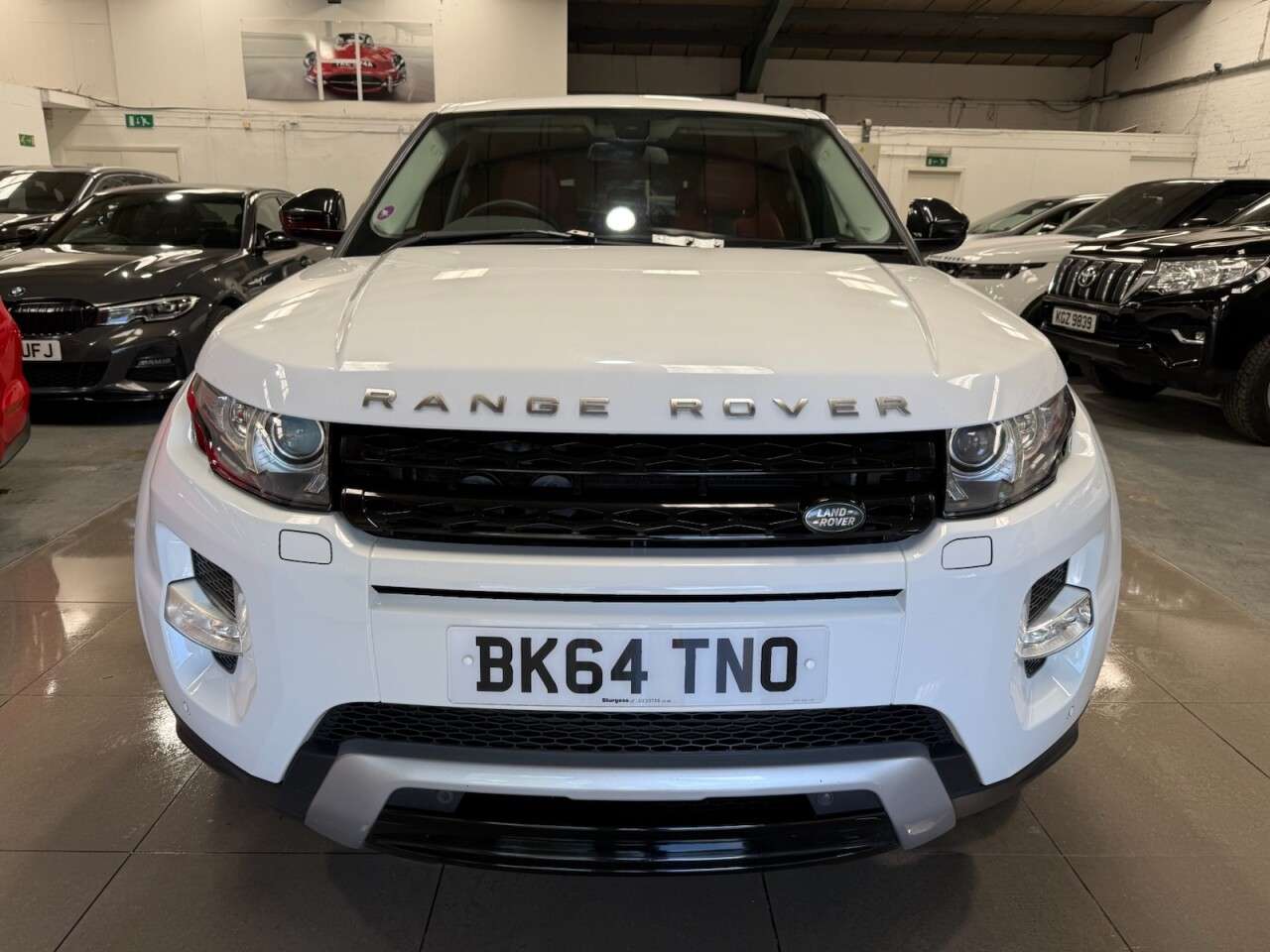 A 2014 LAND ROVER RANGE ROVER EVOQUE 2.2 SD4 Dynamic SUV 5dr Diesel Manual 4WD Euro 5 (s/s) (190 ps) A 2014 LAND ROVER RANGE ROVER EVOQUE 2.2 SD4 Dynamic SUV 5dr Diesel Manual 4WD Euro 5 (s/s) (190 ps)