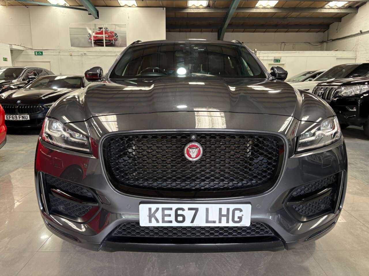 A 2017 JAGUAR F-PACE 2.0 P250i R-Sport SUV 5dr Petrol Auto AWD Euro 6 (s/s) (250 ps) FULL JAGUAR A 2017 JAGUAR F-PACE 2.0 P250i R-Sport SUV 5dr Petrol Auto AWD Euro 6 (s/s) (250 ps) FULL JAGUAR