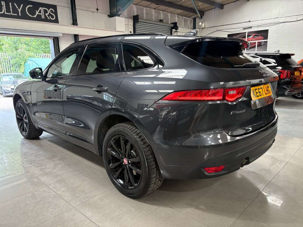 2017 JAGUAR F-PACE 2017 JAGUAR F-PACE