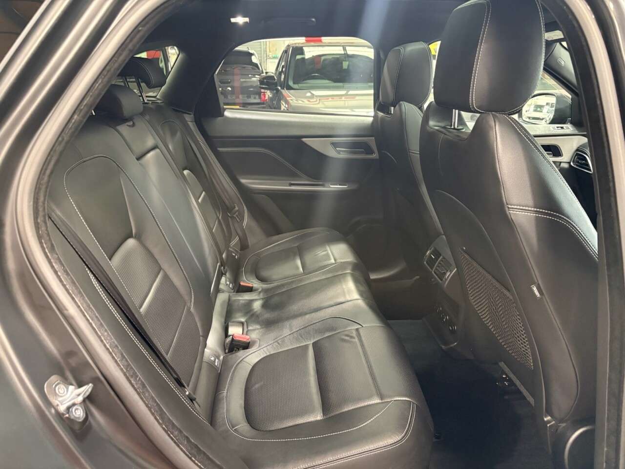 2017 JAGUAR F-PACE 2017 JAGUAR F-PACE