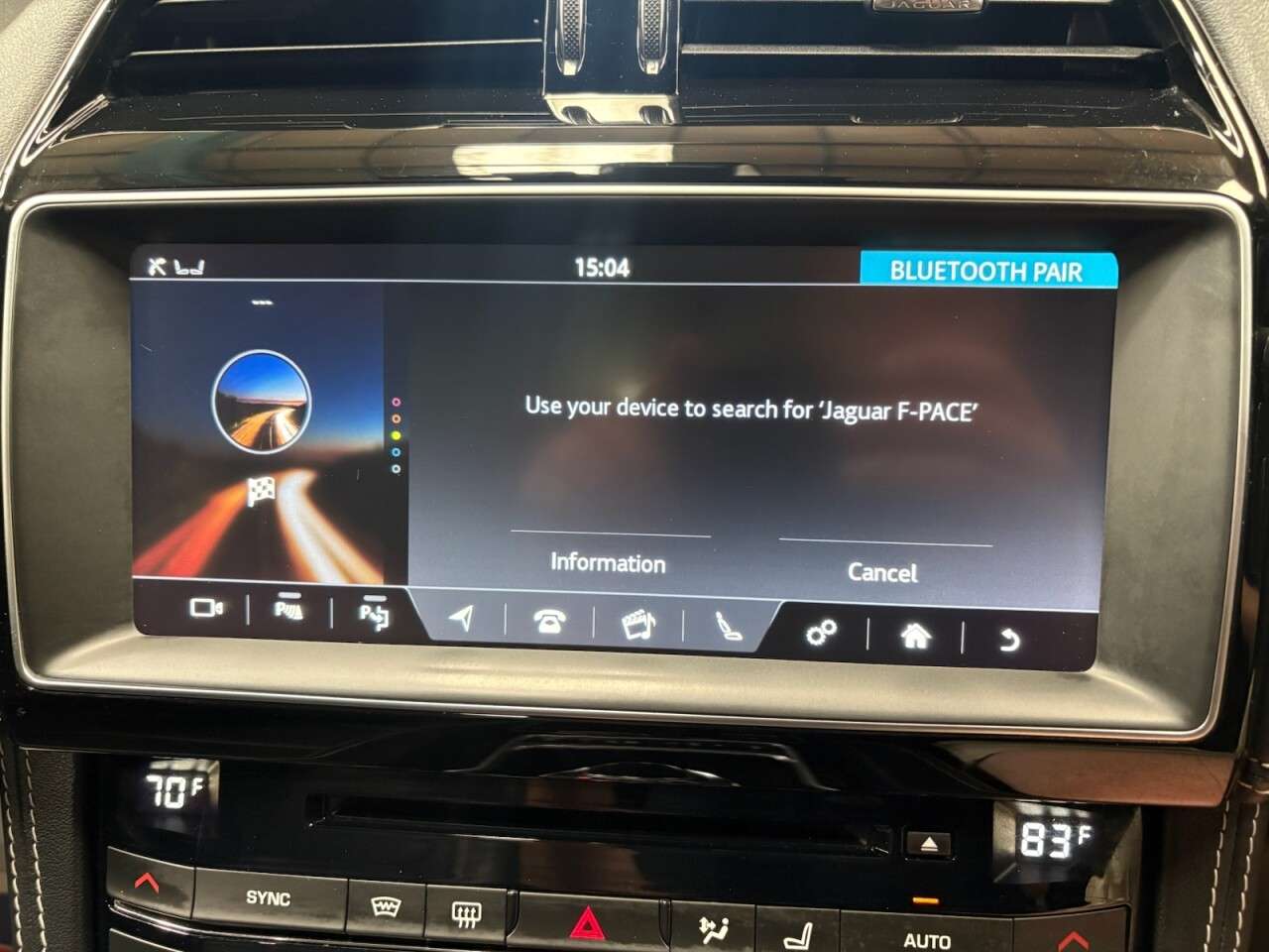 2017 JAGUAR F-PACE 2017 JAGUAR F-PACE