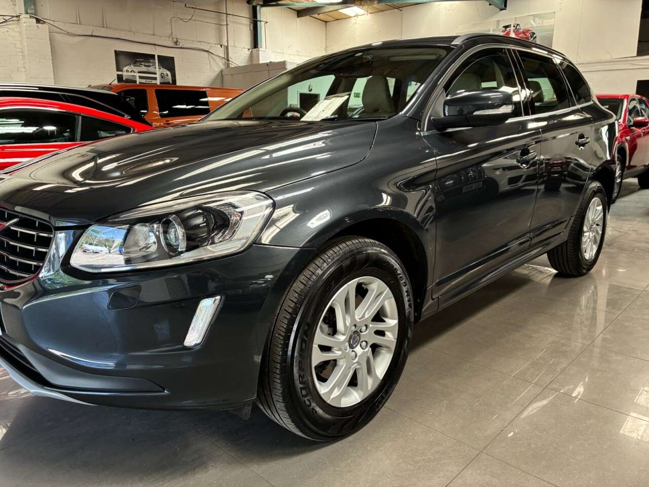 2017 VOLVO XC60 2017 VOLVO XC60