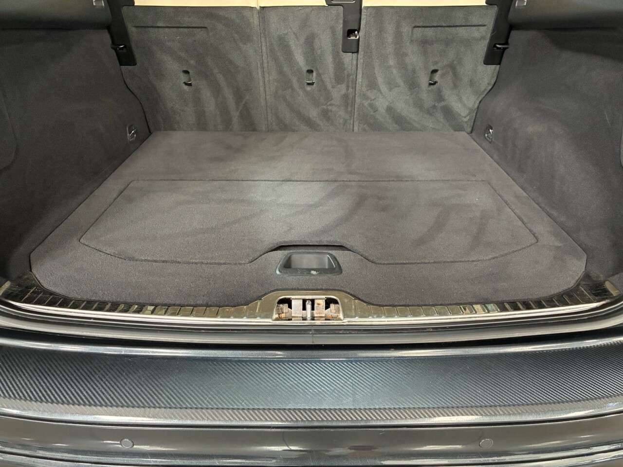 2017 VOLVO XC60 2017 VOLVO XC60