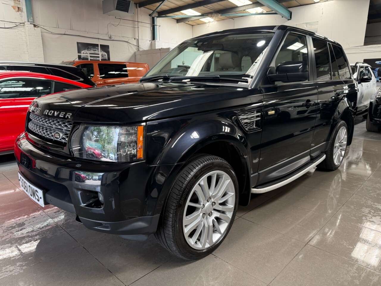 A 2011 LAND ROVER RANGE ROVER SPORT 3.0 SD V6 HSE SUV 5dr Diesel Auto 4WD Euro 5 (255 bhp) A 2011 LAND ROVER RANGE ROVER SPORT 3.0 SD V6 HSE SUV 5dr Diesel Auto 4WD Euro 5 (255 bhp)