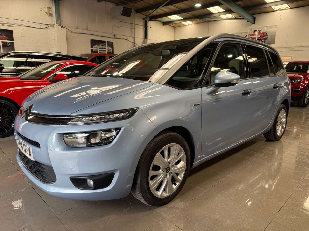 A 2014 CITROEN GRAND C4 PICASSO 1.6 e-HDi Airdream Exclusive+ MPV 5dr Diesel ETG6 Euro 5 (s/s) (115 ps) A 2014 CITROEN GRAND C4 PICASSO 1.6 e-HDi Airdream Exclusive+ MPV 5dr Diesel ETG6 Euro 5 (s/s) (115 ps)