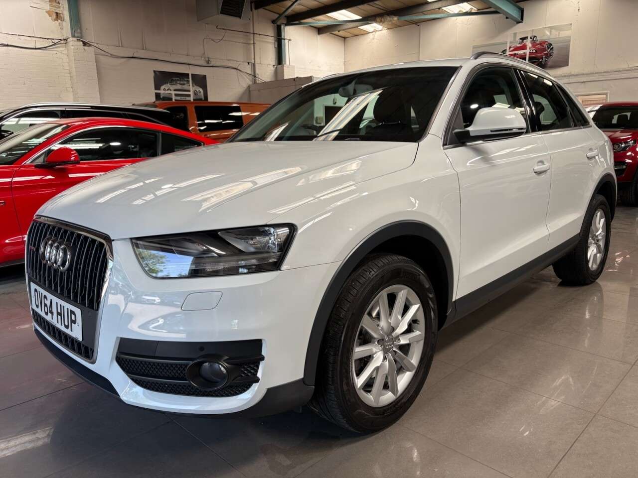 A 2014 AUDI Q3 2.0 TDI SE SUV 5dr Diesel S Tronic quattro Euro 5 (s/s) (177 ps) A 2014 AUDI Q3 2.0 TDI SE SUV 5dr Diesel S Tronic quattro Euro 5 (s/s) (177 ps)