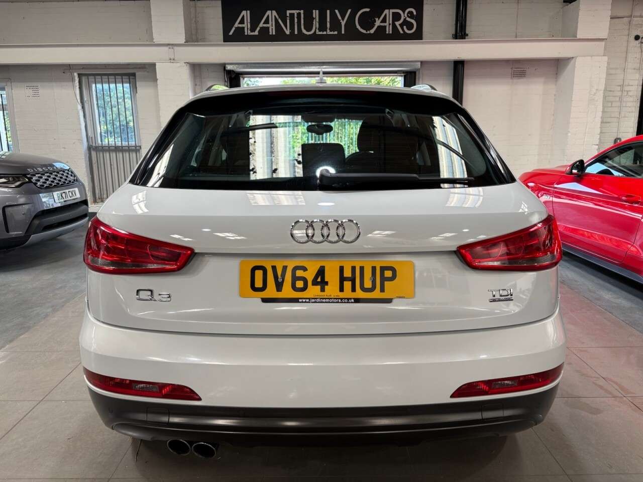 A 2014 AUDI Q3 2.0 TDI SE SUV 5dr Diesel S Tronic quattro Euro 5 (s/s) (177 ps) A 2014 AUDI Q3 2.0 TDI SE SUV 5dr Diesel S Tronic quattro Euro 5 (s/s) (177 ps)
