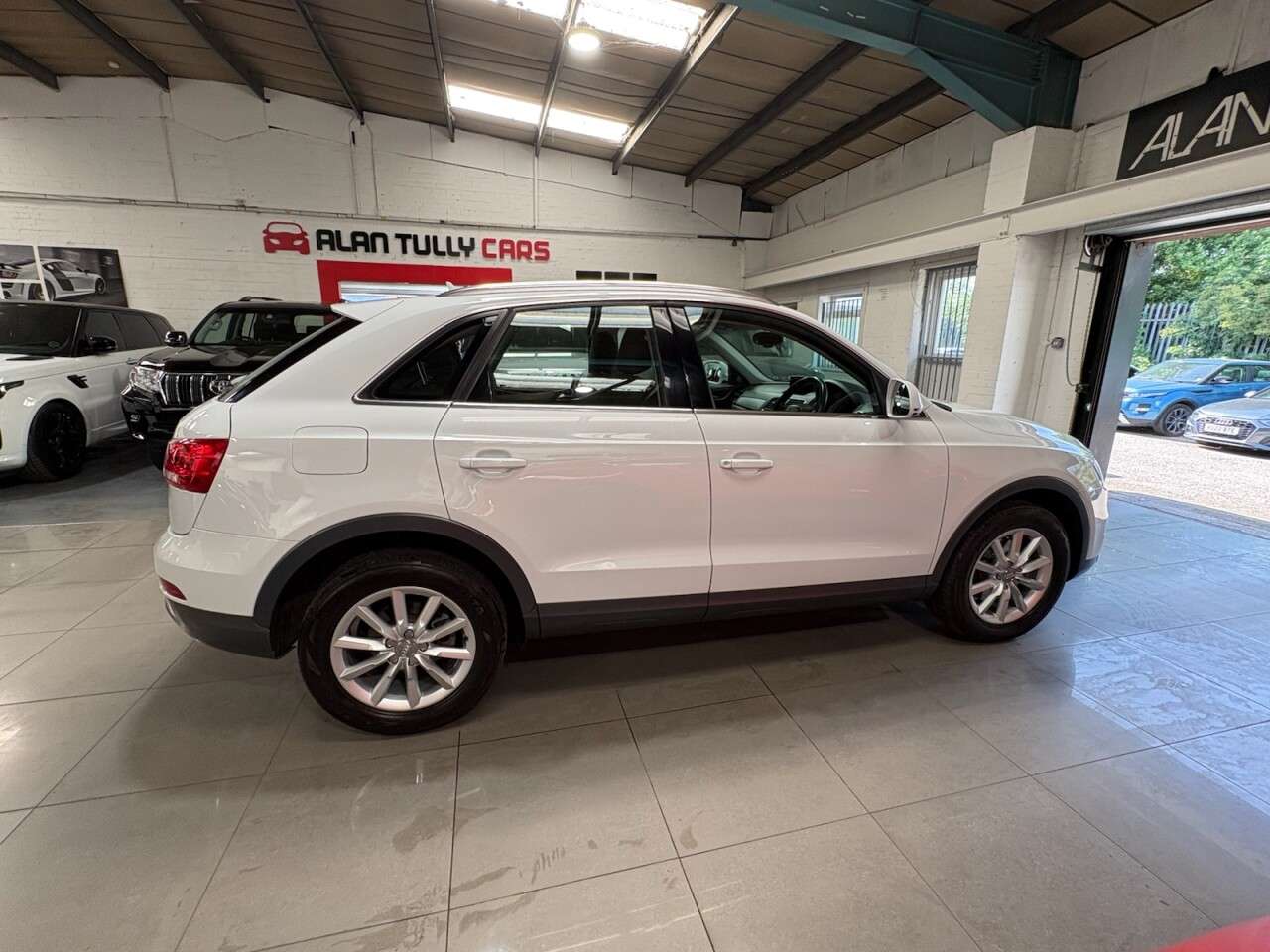 2014 AUDI Q3 2014 AUDI Q3