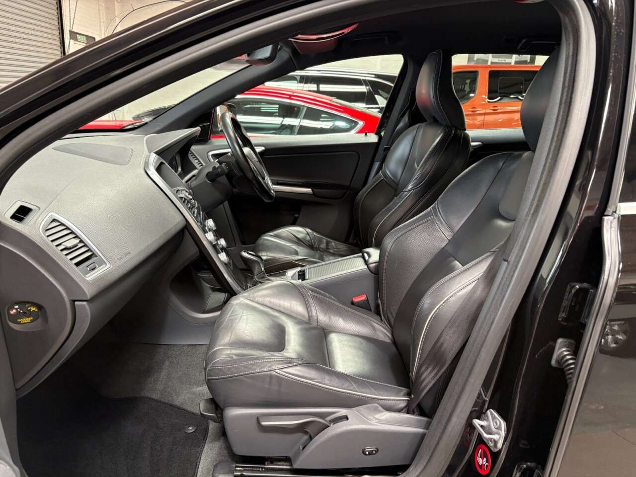 2015 VOLVO XC60 2015 VOLVO XC60