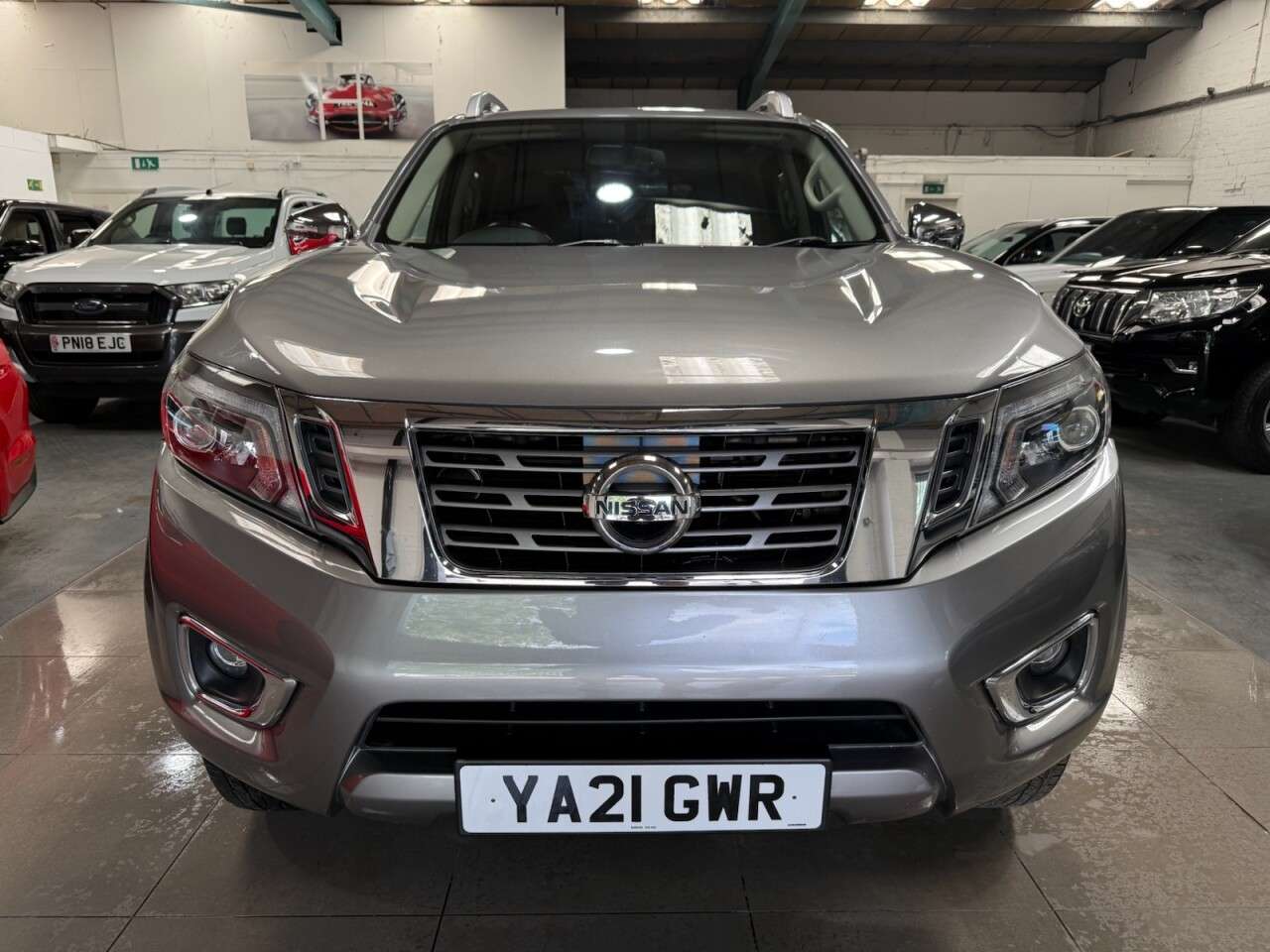 A 2021 NISSAN NAVARA 2.3 dCi Tekna Pickup Double Cab 4dr Diesel Auto 4WD Euro 6 (190 ps) A 2021 NISSAN NAVARA 2.3 dCi Tekna Pickup Double Cab 4dr Diesel Auto 4WD Euro 6 (190 ps)